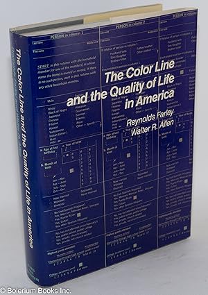 Image du vendeur pour The color line and the quality of life in America mis en vente par Bolerium Books Inc.