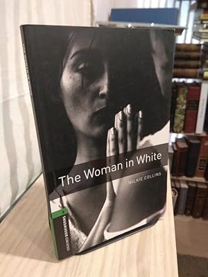 Image du vendeur pour The woman in white mis en vente par Libros Antuano