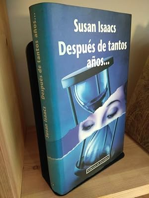 Imagen del vendedor de Despus de tantos aos. a la venta por Libros Antuano