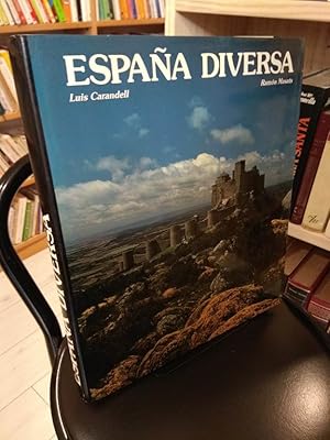 Image du vendeur pour Espaa diversa mis en vente par Libros Antuano