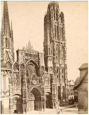 France, Rouen, la cathédrale Notre-Dame, vue sur une tour