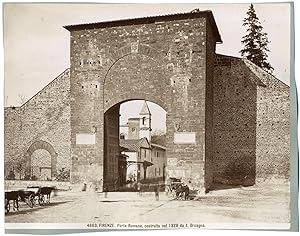 Italie, Florence, Firenze, porta Romana, costruita nel 1328 da J. Orcagna