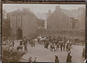 France, Marché de chevaux, ca.1900, Vintage citrate print