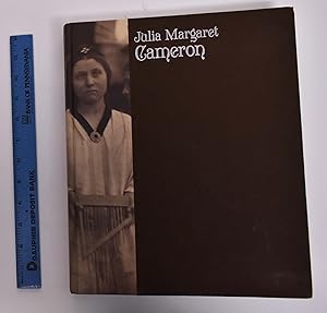 Imagen del vendedor de Julia Margaret Cameron a la venta por Mullen Books, ABAA