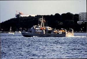 Bild des Verkufers fr Ansichtskarte / Postkarte Deutsches Kriegsschiff, Bundesmarine, M 2662, BM Boot Undine zum Verkauf von akpool GmbH