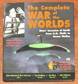 Imagen del vendedor de The Complete War of The Worlds by Brian Holmsten a la venta por Heartwood Books and Art