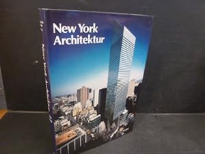 Bild des Verk�ufers f�r New-York-Architektur : 1970 - 1990 ; [anl�sslich der Ausstellung "New-York-Architektur 1970 - 1990" im Dt. Architekturmuseum, Frankfurt am Main, vom 3.6. - 13.8.1989]. hrsg. von Heinrich Klotz in Zusammenarbeit mit Luminita Sabau. Mit Beitr. von Douglas Davis . [�bers. aus d. Engl.: Christiane Court] zum Verkauf von Antiquariat Johannes Hauschild