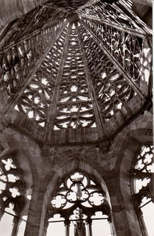 Das Münster U.L.F. Blick von der obersten Turmgalerie zur Kreuzblume. Mit Stempel der Turmbesteig...