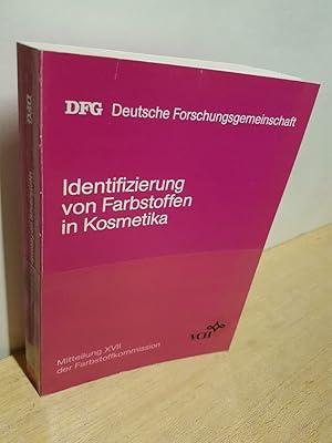 Imagen del vendedor de Identifizierung von Farbstoffen in Kosmetika / Dt. Forschungsgemeinschaft. Hrsg. von Gnter Lehmann mit Untersttzung von Barbara Binkle / Deutsche Forschungsgemeinschaft. Farbstoff-Kommission: Mitteilung . der Farbstoffkommission ; 17 a la venta por Roland Antiquariat UG haftungsbeschrnkt