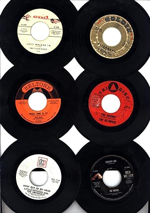 Imagen del vendedor de OK, ONE MORE group of six Rhythm & Blues, doo-wop vinyl 45s from the early 1960s (45 RPM R&B 'SINGLES') a la venta por Cat's Curiosities