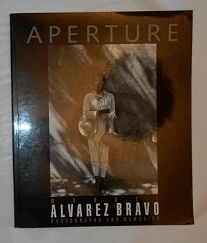 Immagine del venditore per Manuel Alvarez Bravo - Photographs and Memories (Aperture No. 147 Spring 1997) venduto da David Bunnett Books