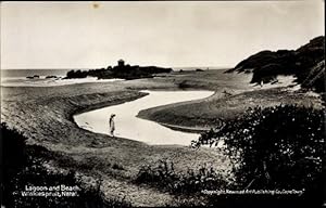 Bild des Verkufers fr Ansichtskarte / Postkarte Winklespruit Natal Sdafrika, Lagoon and Beach zum Verkauf von akpool GmbH