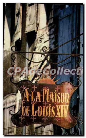 Imagen del vendedor de Carte Postale Ancienne Millau Aveyron Temoignage du passe dans la vieille ville a la venta por CPAPHIL