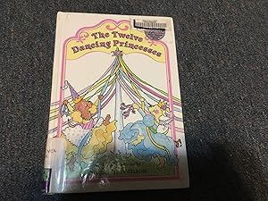 Seller image for The Twelve Dancing Princesses (Yearling First Choice Chapter Books) for sale by Betty Mittendorf /Tiffany Power BKSLINEN