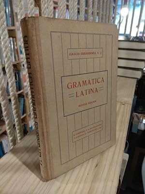 Imagen del vendedor de Gramtica latina a la venta por Libros Antuano