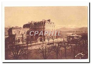 Image du vendeur pour Pau Carte Postale Ancienne Place royale Htel de France et la chaine des Pyrenees mis en vente par CPAPHIL