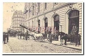 Sapeurs Pompiers de la ville de PAris Carte Postale Ancienne Un départ pour le feu de la caserne ...