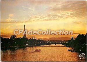 Bild des Verkufers fr Carte Postale Semi Moderne Coucher de soleil sur la seine le pont Alexandre III et la Tour Eiffel Paris et ses merveille zum Verkauf von CPAPHIL