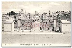 Carte Postale Ancienne Fontainebleau Le Palais La Cour des Adieux