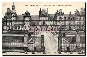 Carte Postale Ancienne Palais de Fontainebleau La Grille d'Honneur