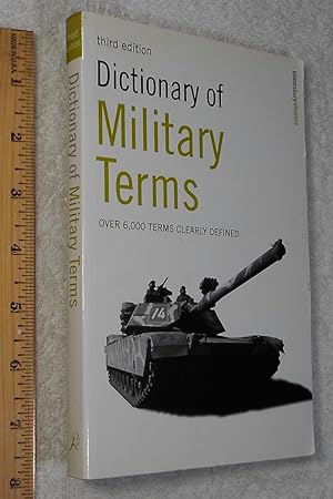 Immagine del venditore per Dictionary of Military Terms venduto da Dilly Dally