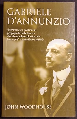Immagine del venditore per Gabriele D'Annunzio: Defiant Archangel venduto da BecksideBooksPenrith