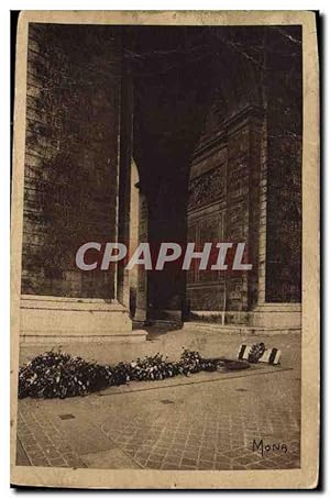 Image du vendeur pour Carte Postale Ancienne Paris La Tombe du Soldat Inconnu Sous l'Arc de Triomphe mis en vente par CPAPHIL