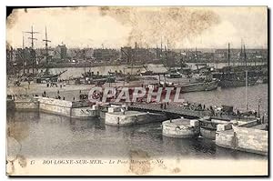 Image du vendeur pour Carte Postale Ancienne Boulogne sur Mer le Pont Marquet Bateaux mis en vente par CPAPHIL