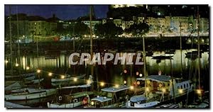 Image du vendeur pour Carte Postale Ancienne Cote d'Azur Menton La Vieille Ville et le Pont la nuit mis en vente par CPAPHIL