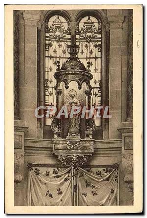 Bild des Verkufers fr Carte Postale Ancienne Edicule de la Vierge miraculeuse du Sourire au dessus de la Chasse de Sainte Therese de l'Enfant zum Verkauf von CPAPHIL