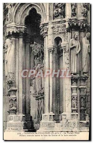 Bild des Verkufers fr Carte Postale Ancienne Cathdrale de Chartres Le Portail Nord Piliers avances entre la baie de droite et la baie centra zum Verkauf von CPAPHIL