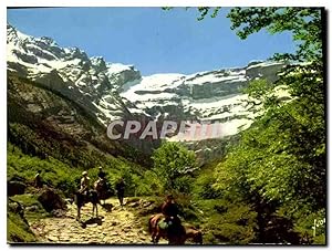 Imagen del vendedor de Carte Postale Moderne Couleurs et lumiere de France Les Pyrenees Cirque de Gavarnie H P le Sentier du Cirque a la venta por CPAPHIL