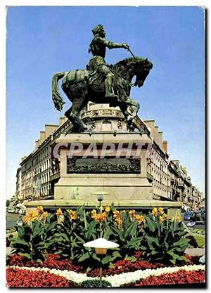 Carte Postale Moderne Orleans Loiret Place du Martroi Statue de Jeanne d'Arc par Fayotier