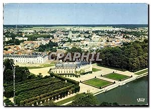 Imagen del vendedor de Carte Postale Moderne Rambouillet Yvelines Le Chteau residence d'ete du President de la Perublique faade sur le part a la venta por CPAPHIL