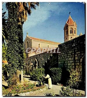 Bild des Verkufers fr Carte Postale Moderne Abbaye de N D de Lerins le Saint Honorat Cannes Jardin St Bernard a l'intrieur de l'Abbaye zum Verkauf von CPAPHIL