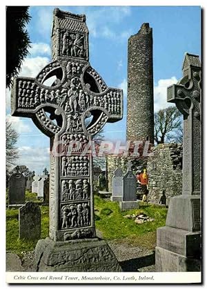 Carte Postale Moderne Celtic Cross and Round Tower Monasterboice Co Louth Ireland