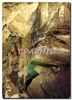 Image du vendeur pour Carte Postale Moderne Grottes de Trabuc Z P du Parc National des Cevennes par Anduze France Salle du Lac vue du pont s mis en vente par CPAPHIL