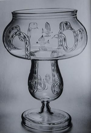 Bild des Verkufers fr Glas in Schweden 1915-1960 zum Verkauf von ERIC CHAIM KLINE, BOOKSELLER (ABAA ILAB)