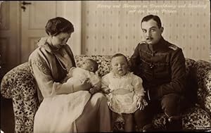 Bild des Verkufers fr Ansichtskarte / Postkarte Herzog Ernst August von Braunschweig, Prinzessin Victoria Luise von Preuen, Shne zum Verkauf von akpool GmbH