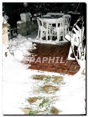 Bild des Verkufers fr Photo Table de jardin zum Verkauf von CPAPHIL