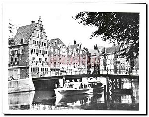 Carte Postale Moderne Amsterdam Oudezijds Voorburgwal avec Leeuwenburgh