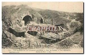 Bild des Verkufers fr Carte Postale Ancienne Les Ruines de la Grande Guerre env de Verdun Fort de Souville Entre du Fort zum Verkauf von CPAPHIL