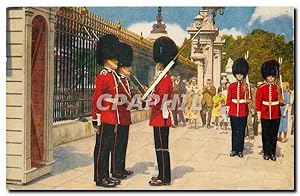 Seller image for Carte Postale Ancienne Changing of the Guard at Buckingham Palace for sale by CPAPHIL