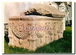 Seller image for Carte Postale Moderne Sarcophage Romain avec tetes de meduses et of Eros for sale by CPAPHIL
