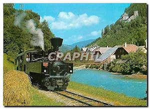 Carte Postale Moderne Murtalbahn bei Ramingstein mit Burg Finstergruen Land Salzburg