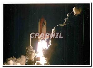Seller image for Carte Postale Moderne Kennedy Space Center The Space Shuttle Endeavor flights up the night sky as it embarks on the fi for sale by CPAPHIL