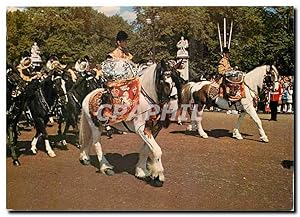Seller image for Carte Postale Moderne Drum Houses London Drum Horses of the Life Guards and the Blues and Royal Mounted Massed Bands for sale by CPAPHIL