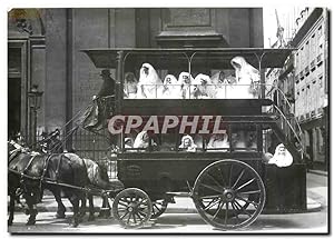 Image du vendeur pour Carte Postale Moderne Paris 1900 Premiere communion mis en vente par CPAPHIL