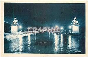 Bild des Verkufers fr Carte Postale Ancienne Paris by Night Illuminations de l'Avenue des Champs Elysees zum Verkauf von CPAPHIL