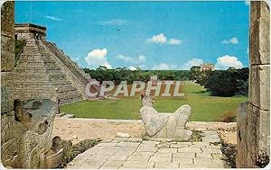 Seller image for Carte Postale Moderne Chichen Itza Yucatan Mexico Chac mool en el Templo de los Guerreros for sale by CPAPHIL